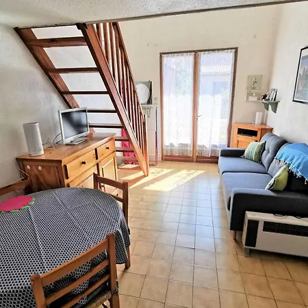 Grande Bleue - T2 Mezzanine 4 Couchages Port Mae-5004 فيلة لوسات